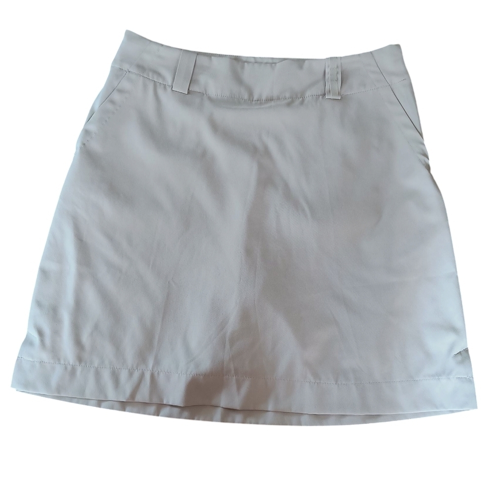 Nike Golf Women's Skort in Oatmeal Size 6P